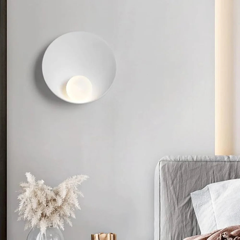 Metal Wall Lamp | Ferrova