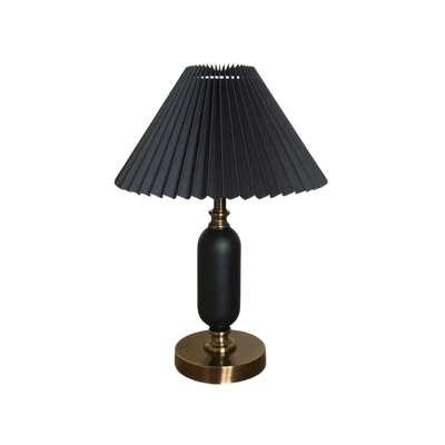 Timeless Vintage Table Lamp | Lumiera